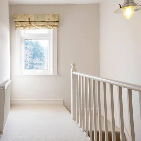 Turnerdale Cottage, Nr Whitby, Sleeps 6, Dogs Nyaraló