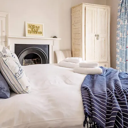 Holiday home Turnerdale Cottage, Nr Whitby, Sleeps 6, Dogs Whitby