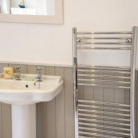 Turnerdale Cottage, Nr Whitby, Sleeps 6, Dogs Tatil Evi *