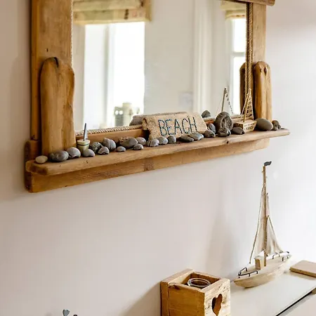 Holiday home Turnerdale Cottage, Nr Whitby, Sleeps 6, Dogs *