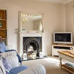 Casa de Férias Turnerdale Cottage, Nr Whitby, Sleeps 6, Dogs *