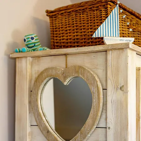 Turnerdale Cottage, Nr Whitby, Sleeps 6, Dogs